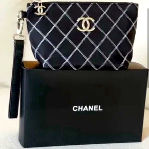 Chanel wristlet or clutch  . New with box. - Picture 1 of 9